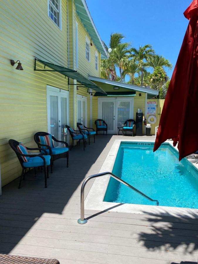 Duval Gardens Bed and Breakfast Key West Esterno foto
